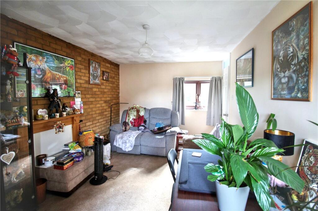 Nursery Close, Hellesdon, Norwich, Norfolk, NR6 photo 3