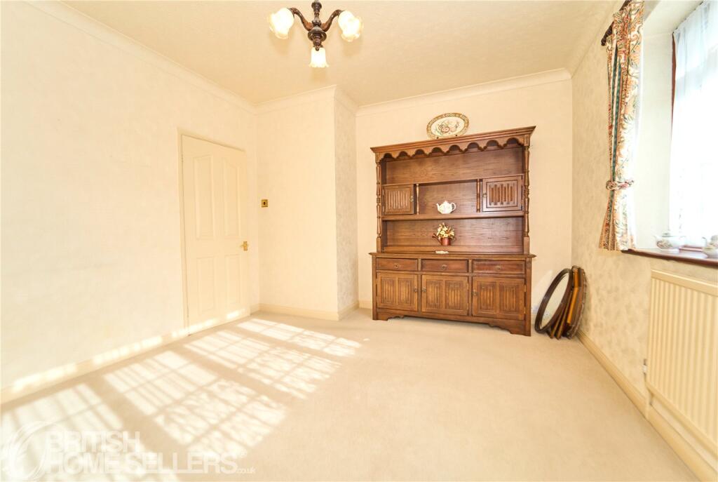 House in Slough - View 5