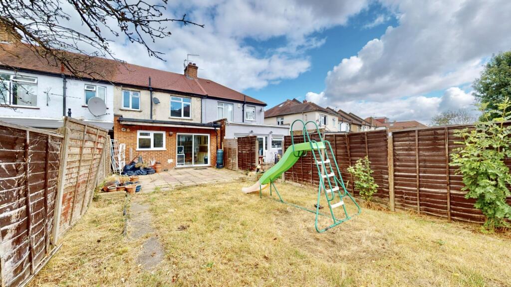 Main image of property: Kings Avenue, Greenford, UB6