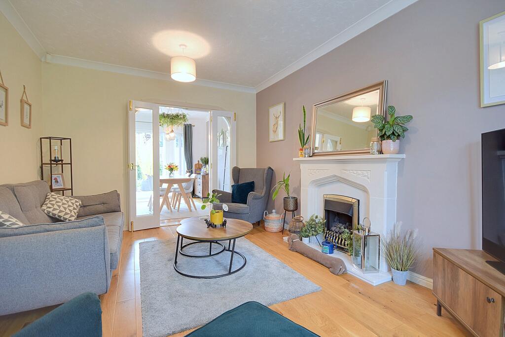 Victoria Chase, Bailiff Bridge, Brighouse HD6 photo 3
