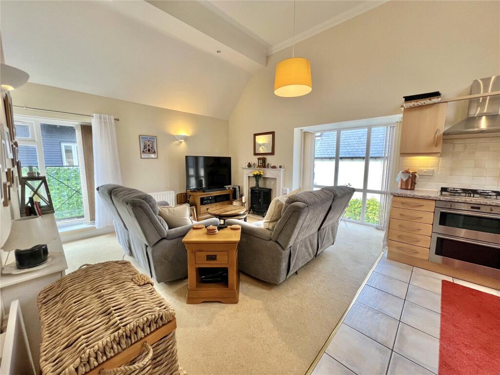 House in Dorchester - View 3