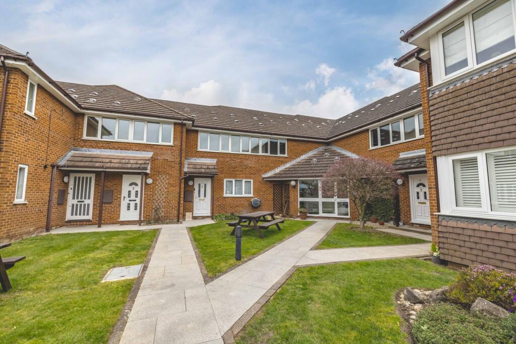 Main image of property: Pinstone Way, Gerrards Cross, SL9