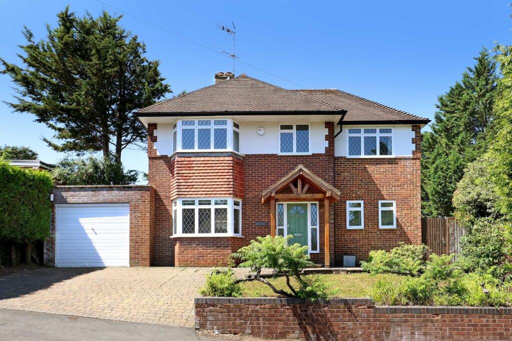 Main image of property: Parsonage Road, Chalfont St. Giles, Buckinghamshire, HP8