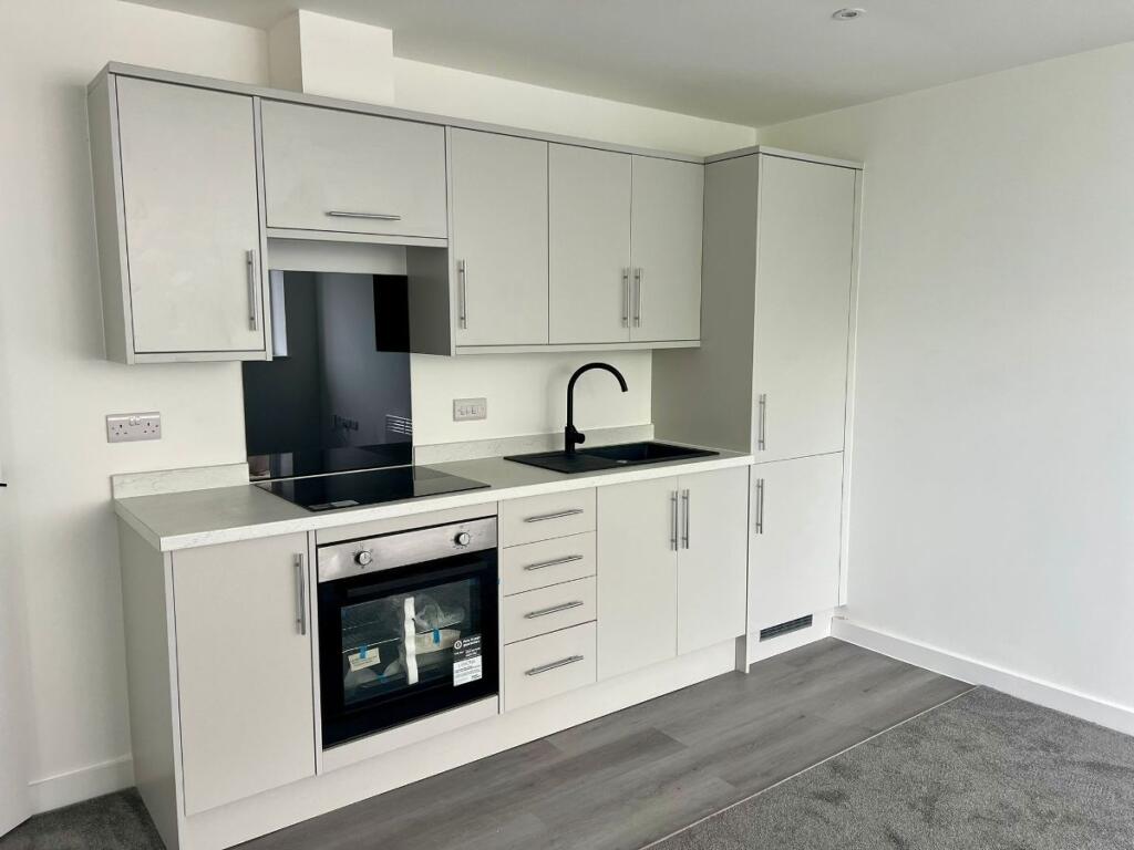 Main image of property: Apartment 64 City Point, 23-36 Prospect Street, HU2 8JS