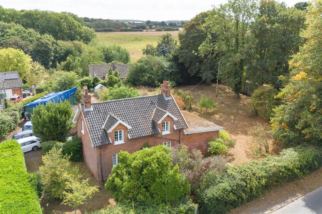 Main image of property: Freston, Ipswich