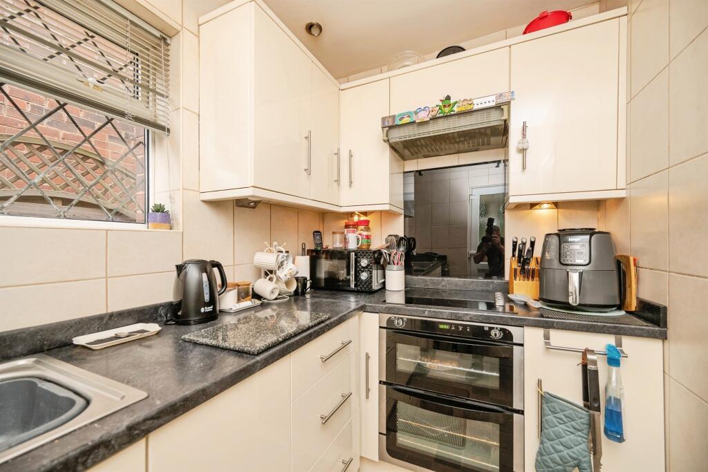 Hillingford Avenue, BIRMINGHAM photo 4