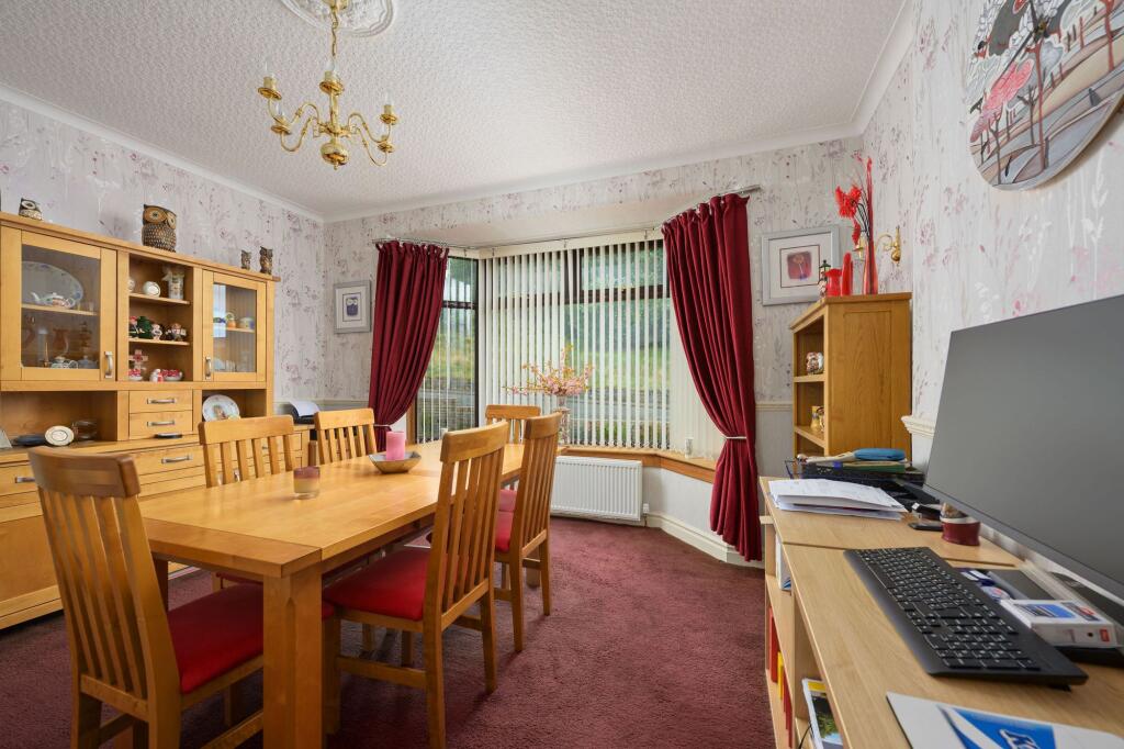 House in Falkirk, Callendar Park, Woodlands - More