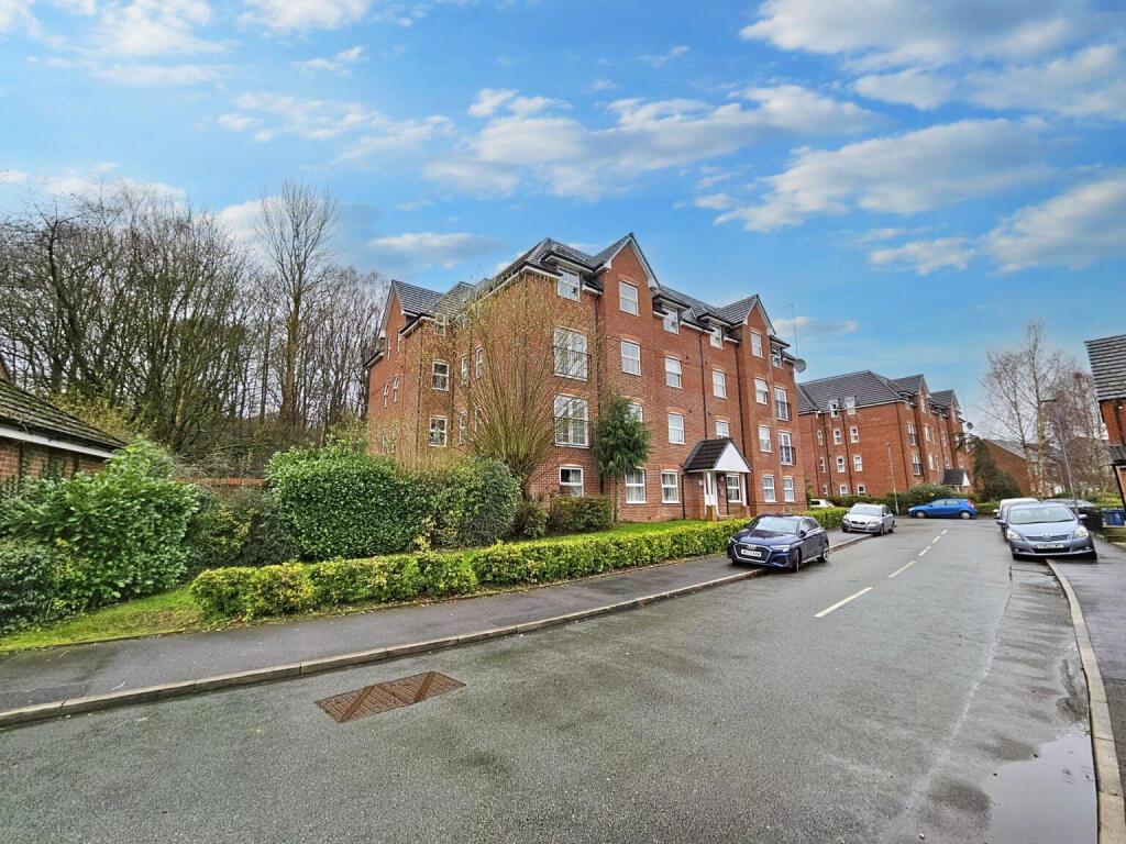 Main image of property: 2 Stoneyholme Avenue, Manchester, Manchester, Lancashire, M8