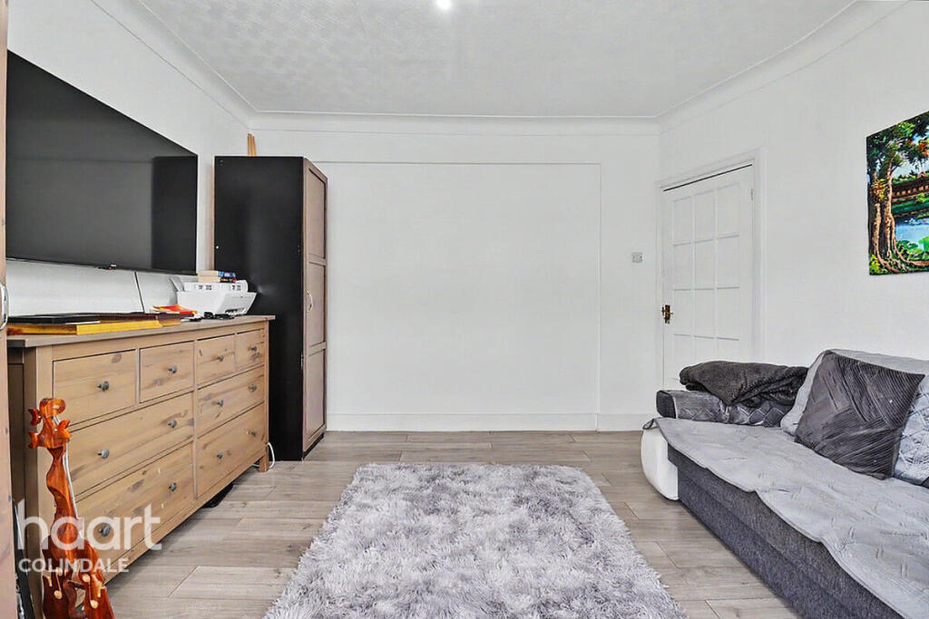 House in London - View 4
