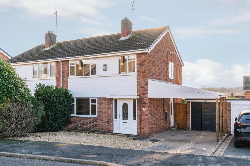 Main image of property: Langtree Avenue, Old Whittington, Chesterfield, S41
