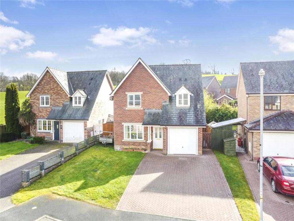 Main image of property: Parc Yr Onnen, Llanfair Caereinion, Welshpool, Powys, SY21