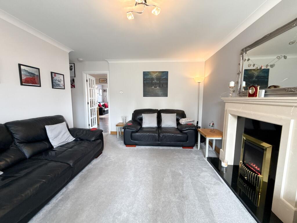 Milburn Drive, Newcastle Upon Tyne, NE15 photo 5