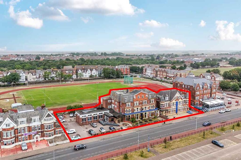 Main image of property: E-519583 - Palm Court Hotel & Burlington Suite, 9-12 North Drive, Great Yarmouth NR30 1EG