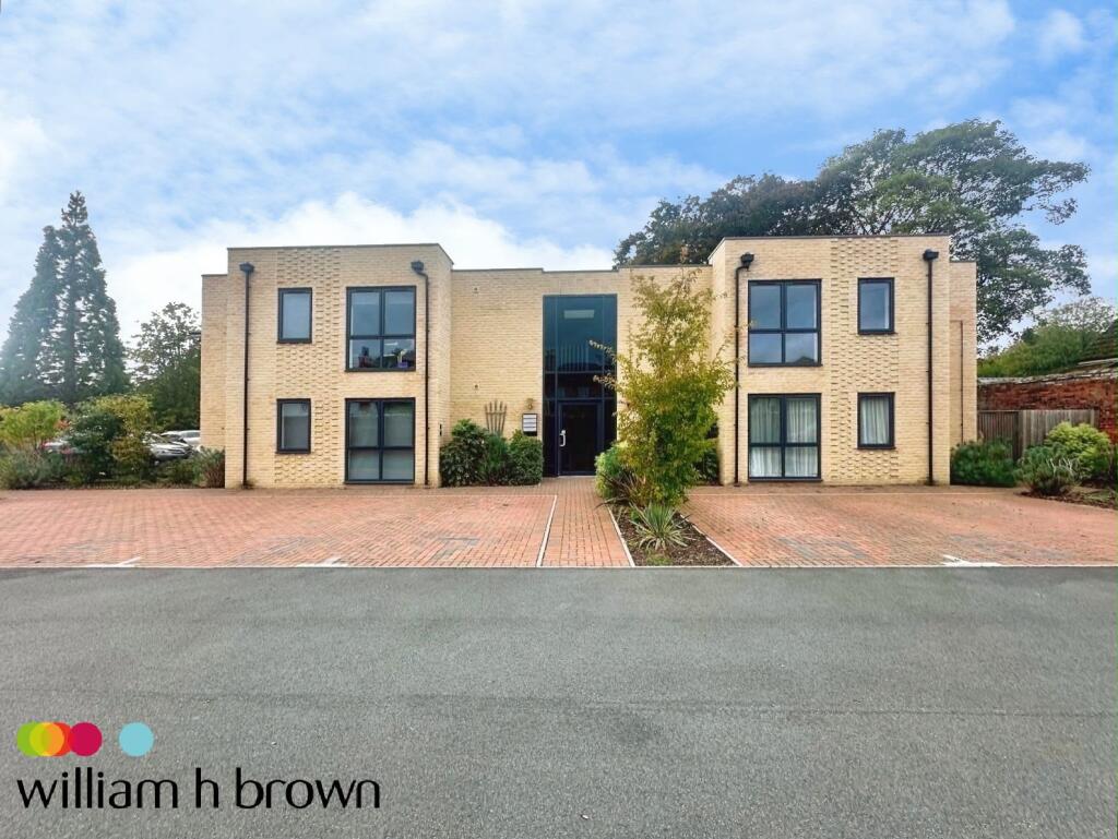 2-bed flat on Mill Tye, Great Cornard, Sudbury, £220,000