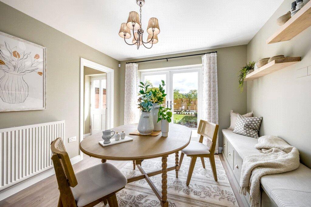 House in New Forest, Sopley - More