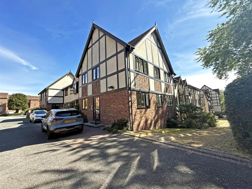 Main image of property: The Cedars, Abbey Foregate, Shrewsbury