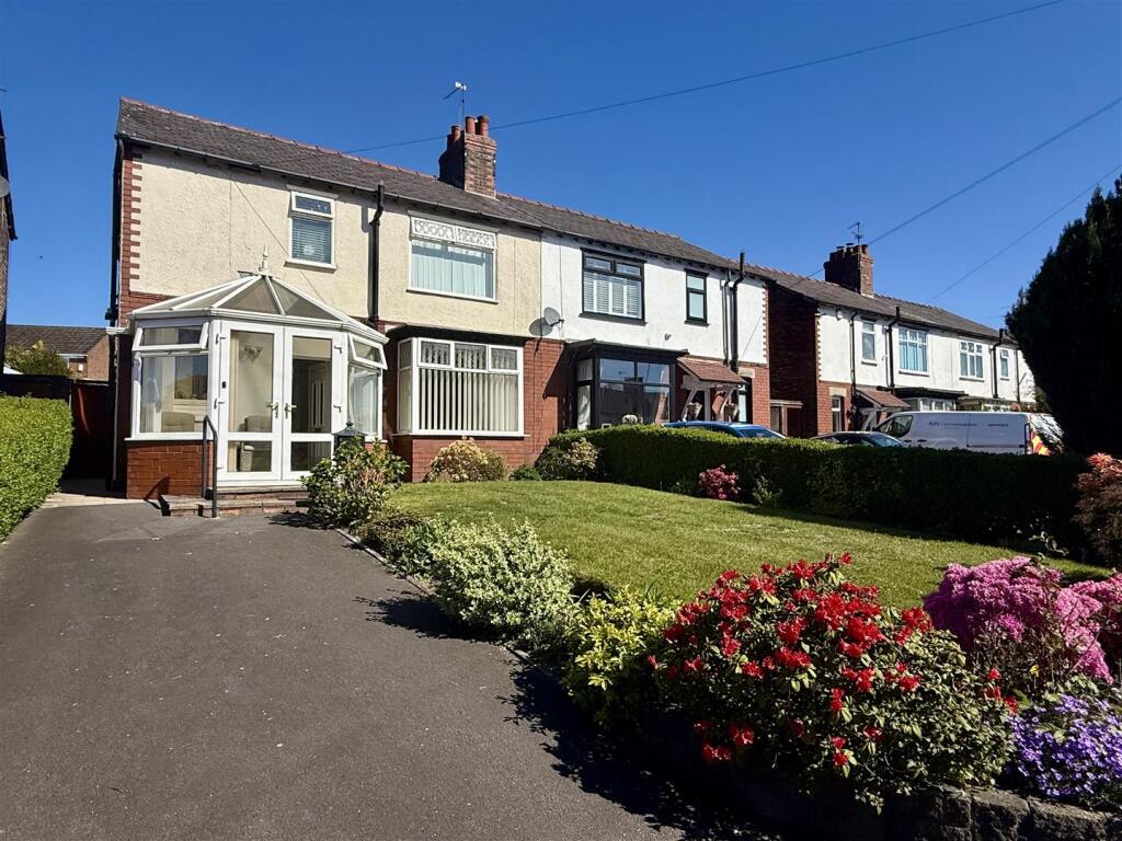 Main image of property: Broken Cross, Macclesfield