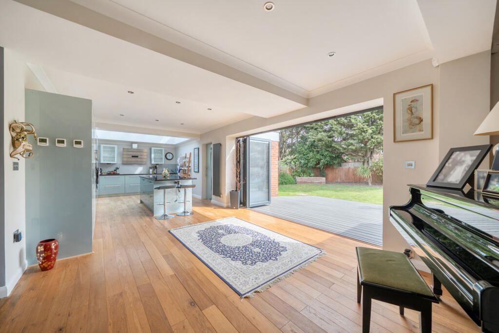 House in London, Beckenham - View 4