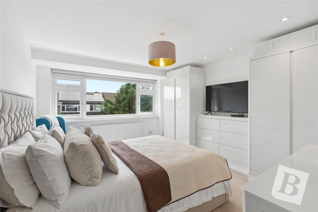 House in Brentwood, Essex - More