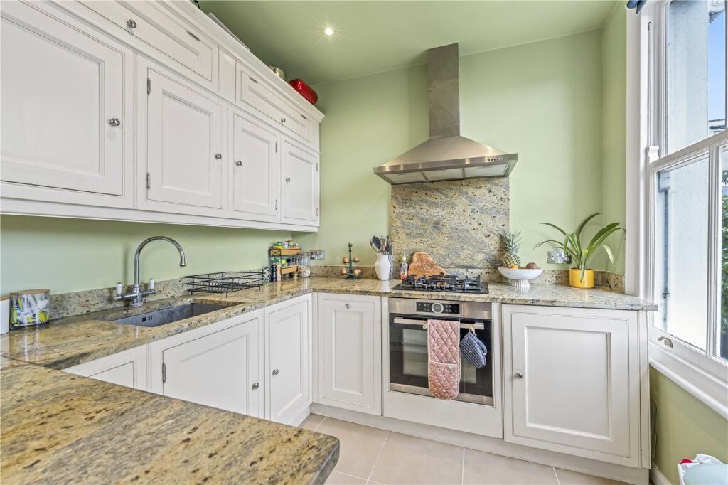Apartment in London, East Twickenham, St Margarets - View 5
