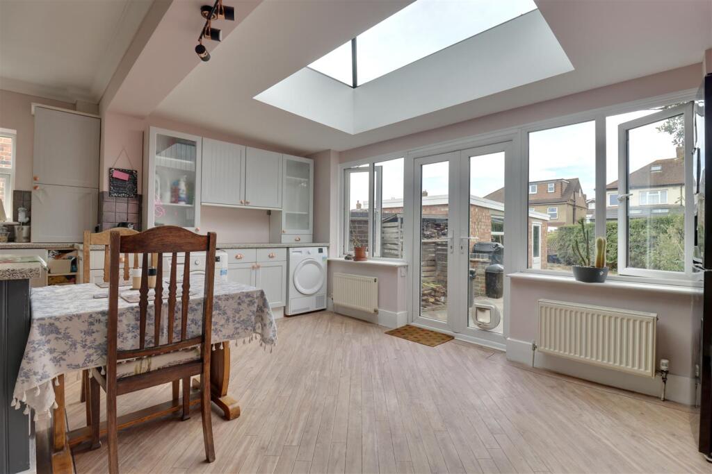 House in Portsmouth - View 4