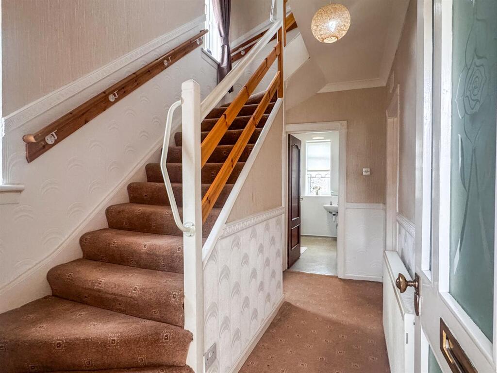 House in Motherwell, Knowetop, Airbles - View 3