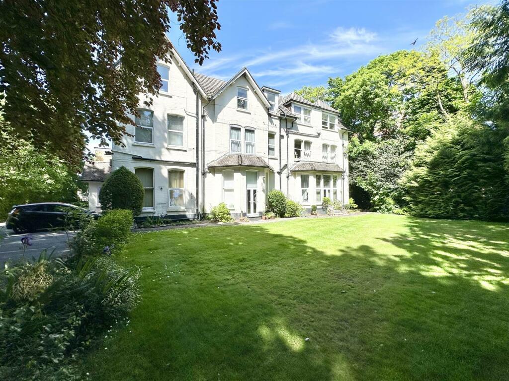 Main image of property: Knyveton Road, Bournemouth