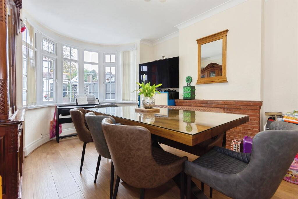 Hawthorn Croft, Oldbury - More