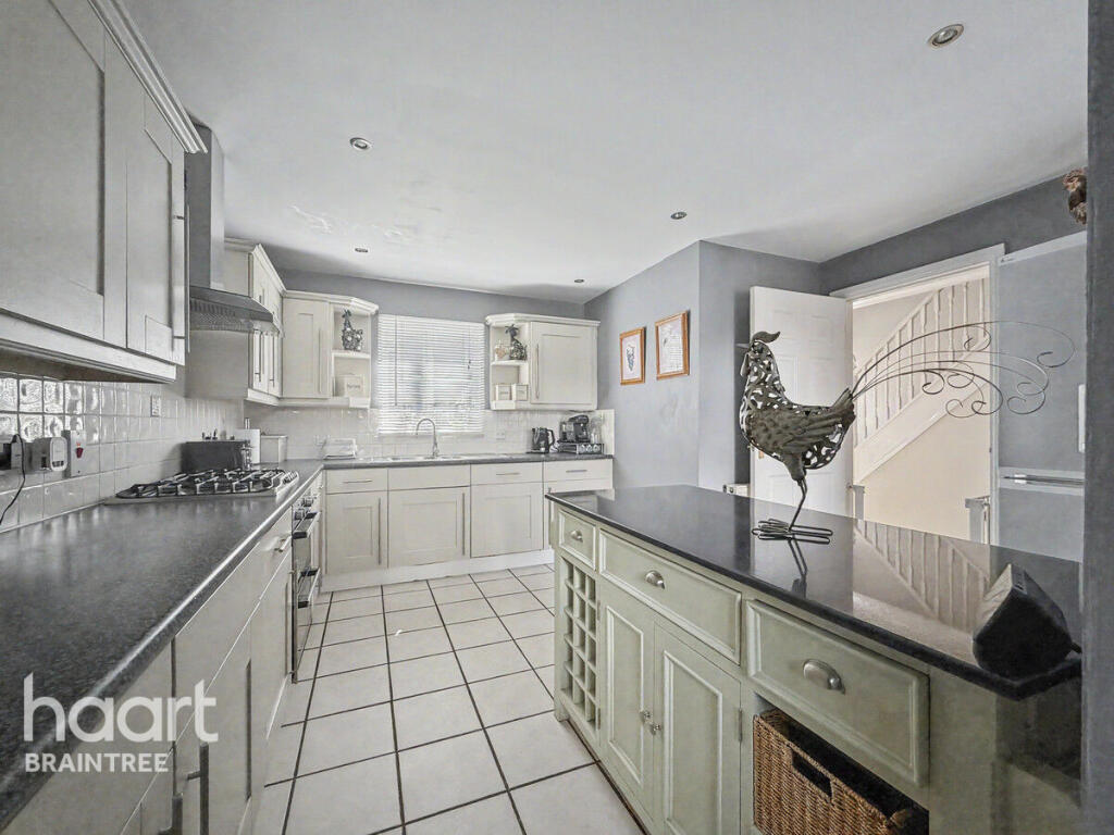 House in Uttlesford, Flitch Green - View 5