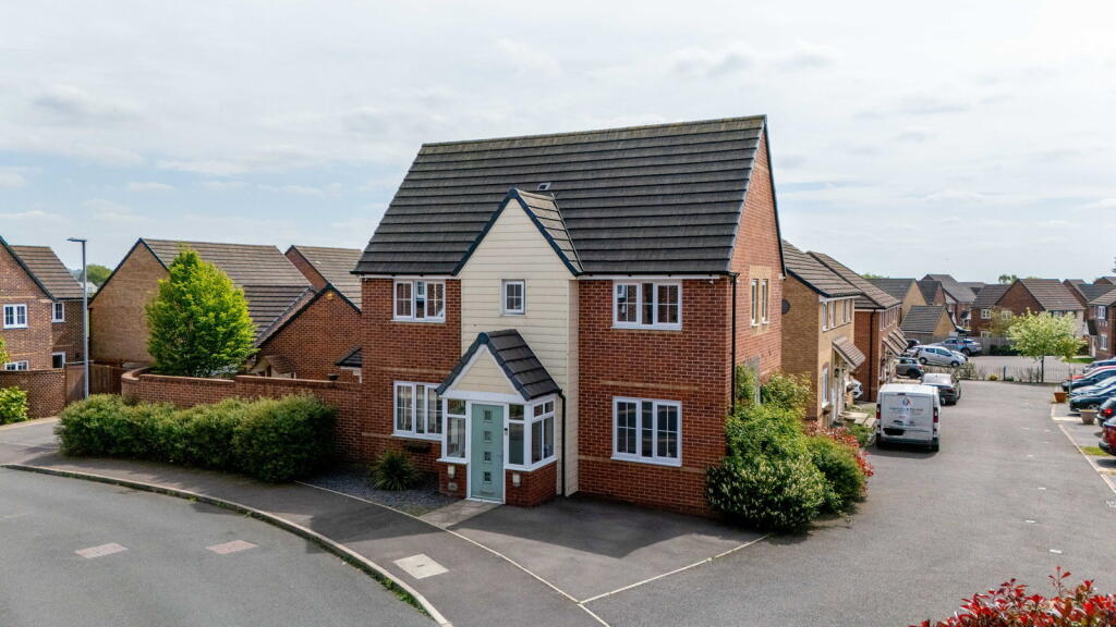 Main image of property: Matthews Drive, Hednesford, Cannock, WS12 4FX
