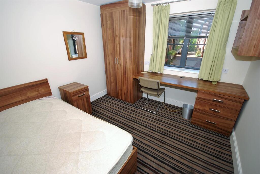 Old Warwick Road, Leamington Spa - View 5