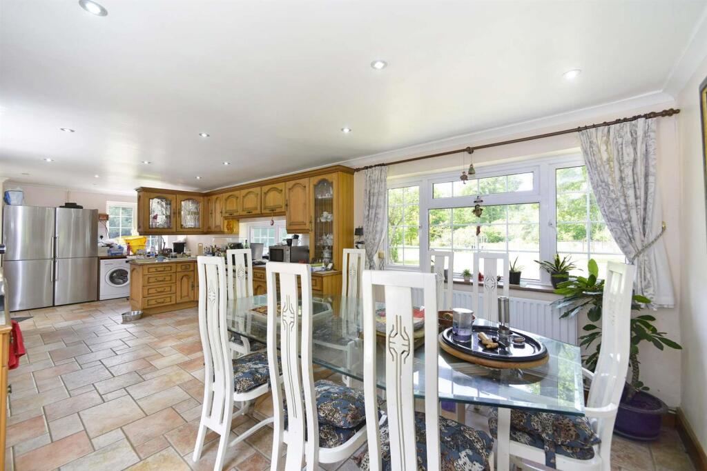 Plaistow Road, Dunsfold, Godalming - Photo 5
