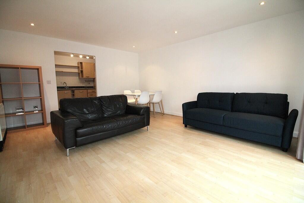 Main image of property: Royal Plaza, Eldon Street, Sheffield, S1 4GB
