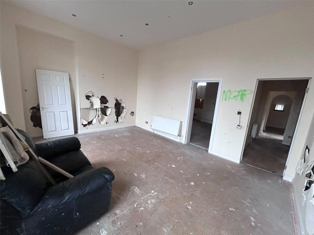 Apartment in Kirkcaldy - View 3