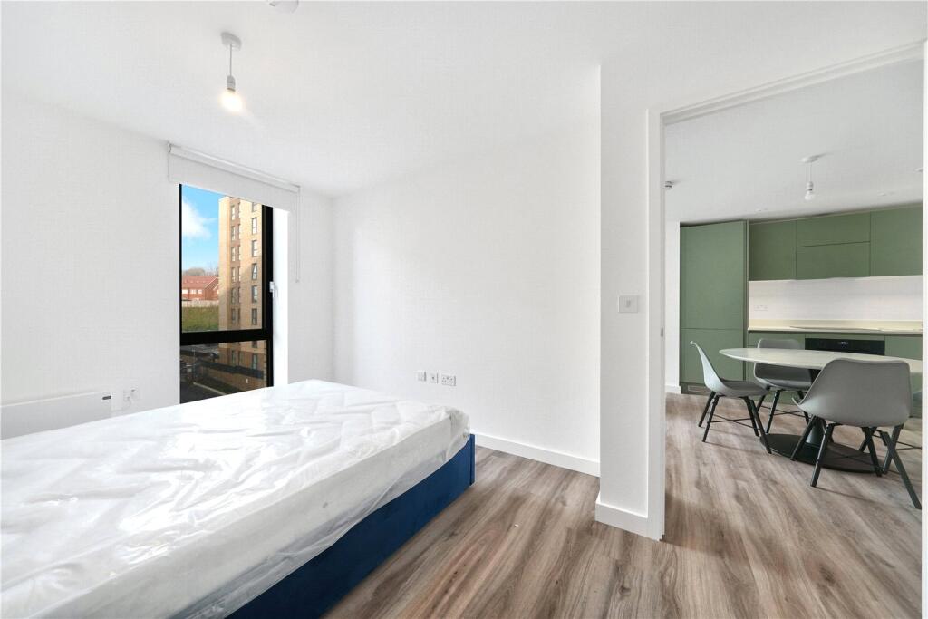 Main image of property: Viva Court, Kimpton Road, Luton, LU2