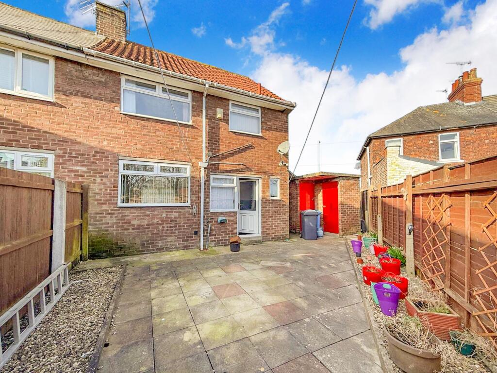 Westerdale Grove, Hull, HU9 photo 4