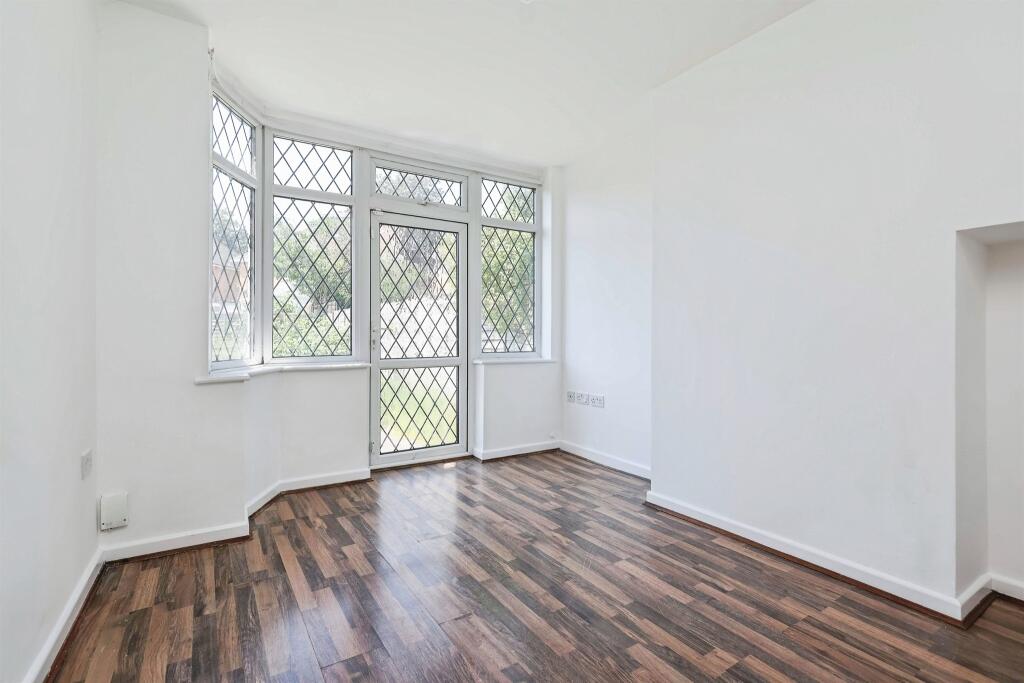 Hollydale Road, Birmingham photo 4