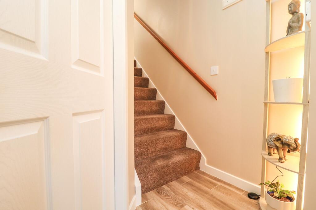 Hornchurch Drive, Great Sankey, Warrington photo 4