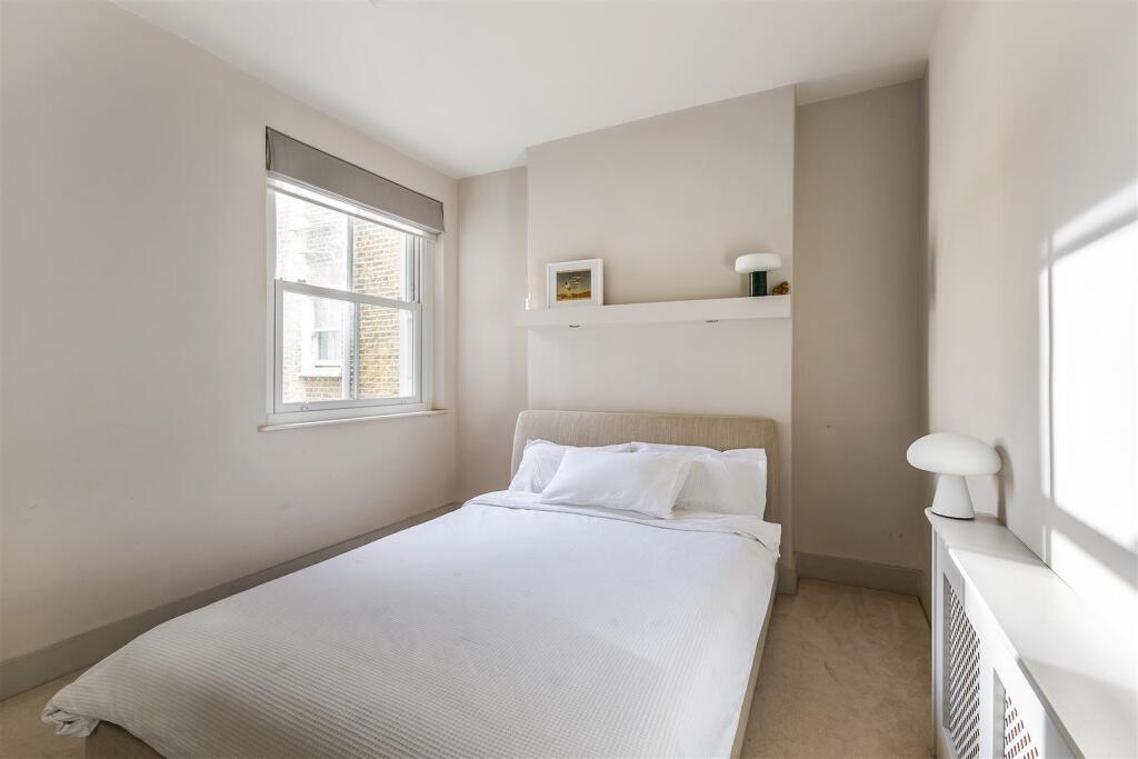 Apartment in London - View 5