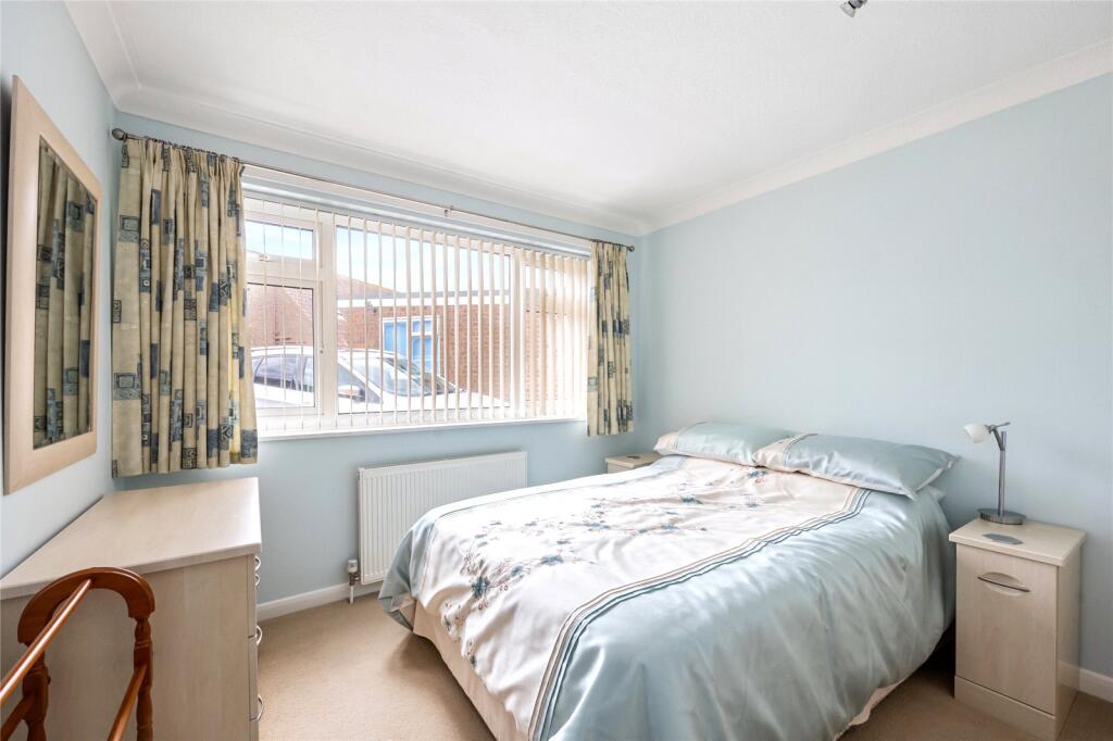 House in Worthing, West Sussex - More