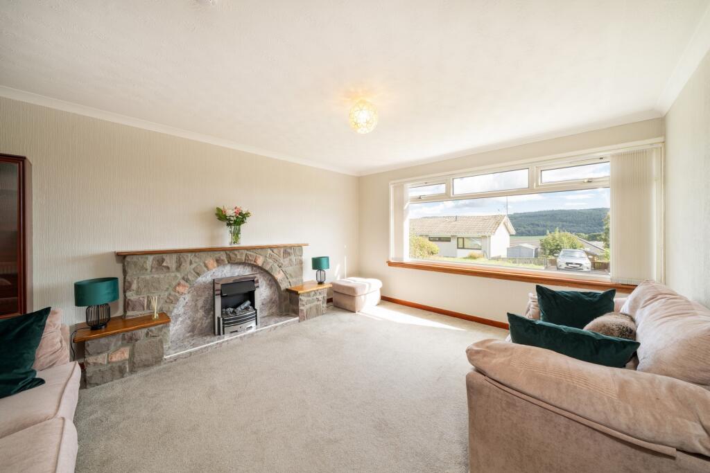 House in Dairsie, Fife - More