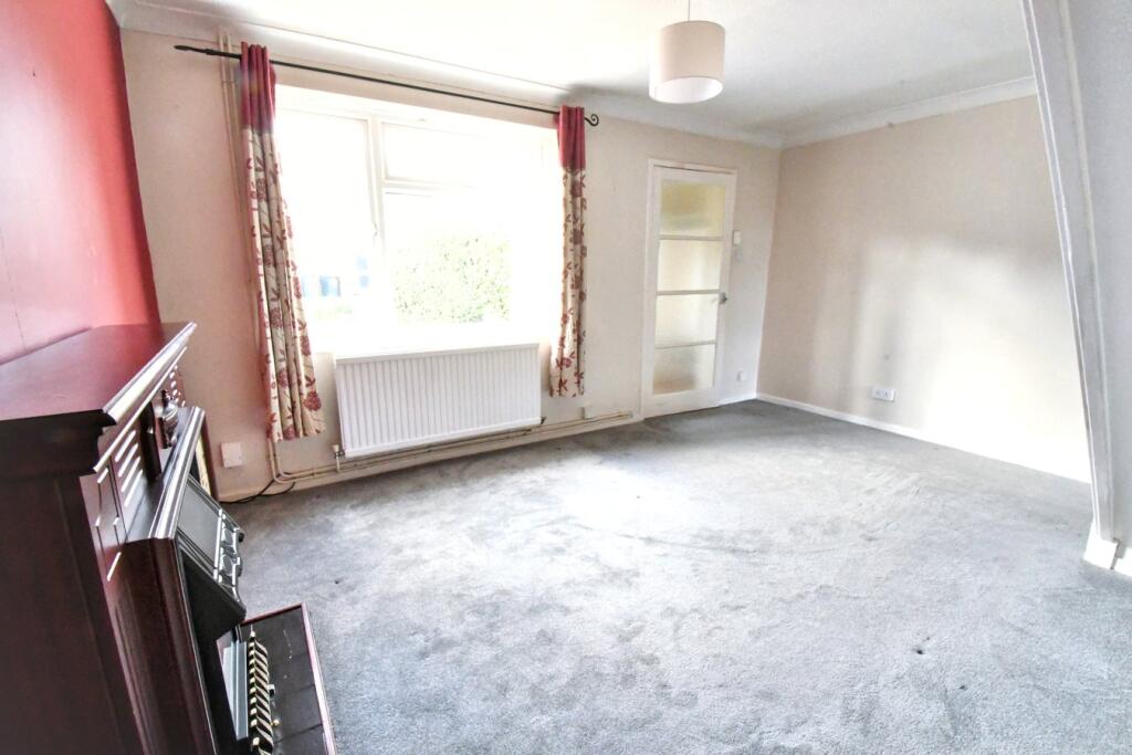 Eastdale Close, Kempston, Bedford, MK42 photo 3
