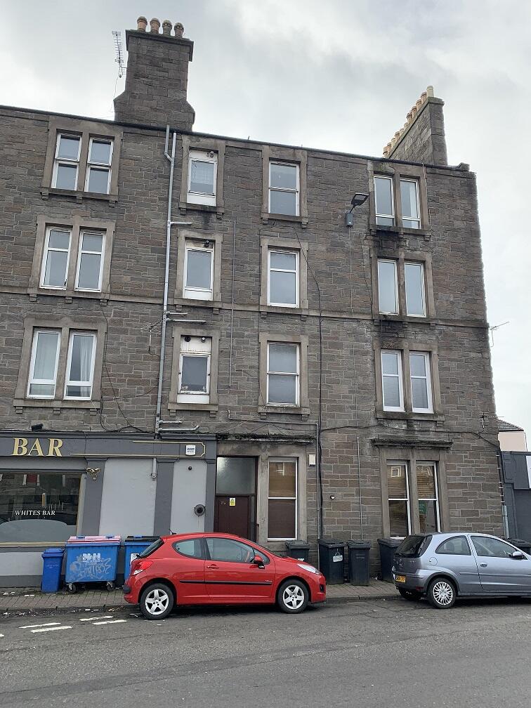Main image of property: 1/L, 172 Clepington Road, Dundee, DD3 8BE