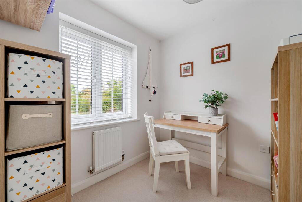 House in Chippenham, Wiltshire - More