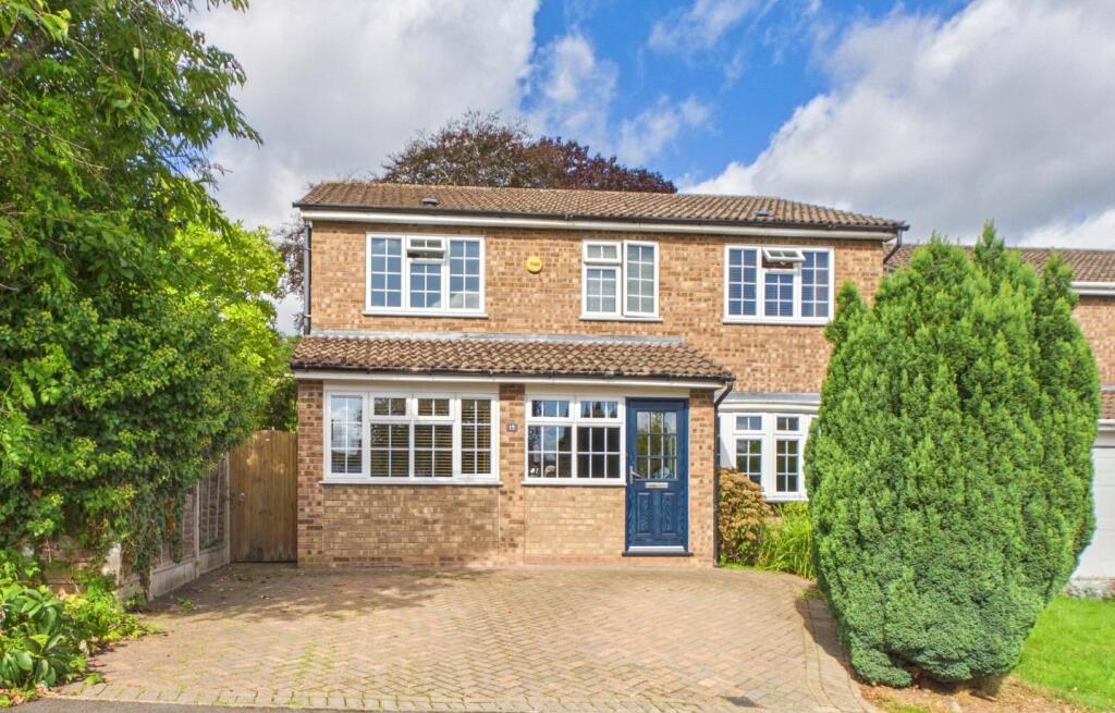 Main image of property: 15 Tennyson Drive, Malvern