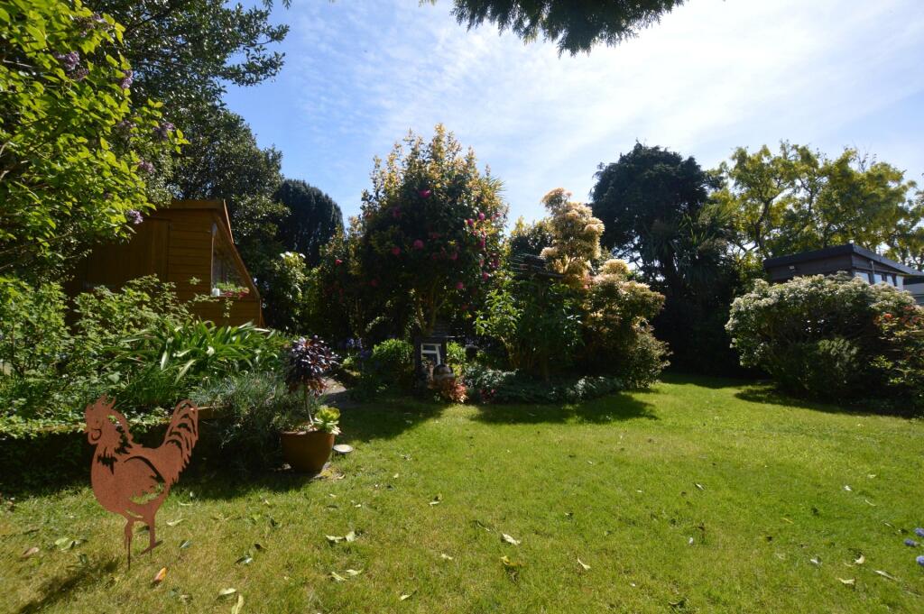 Osborne Parc, Helston, Cornwall – pohled 2