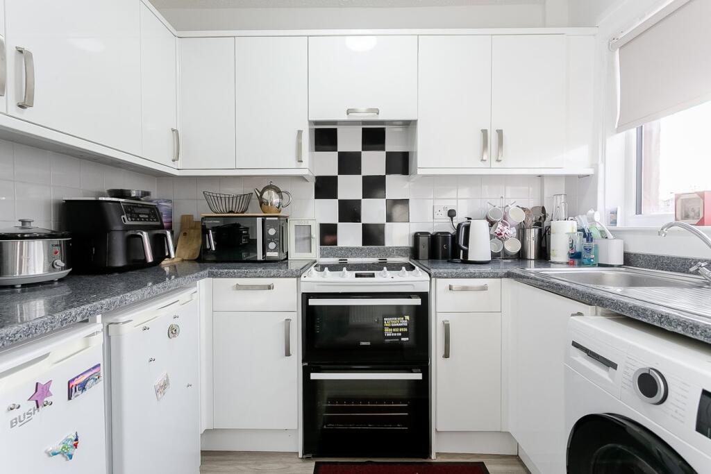 Carlaverock Terrace, Tranent, EH33 - More
