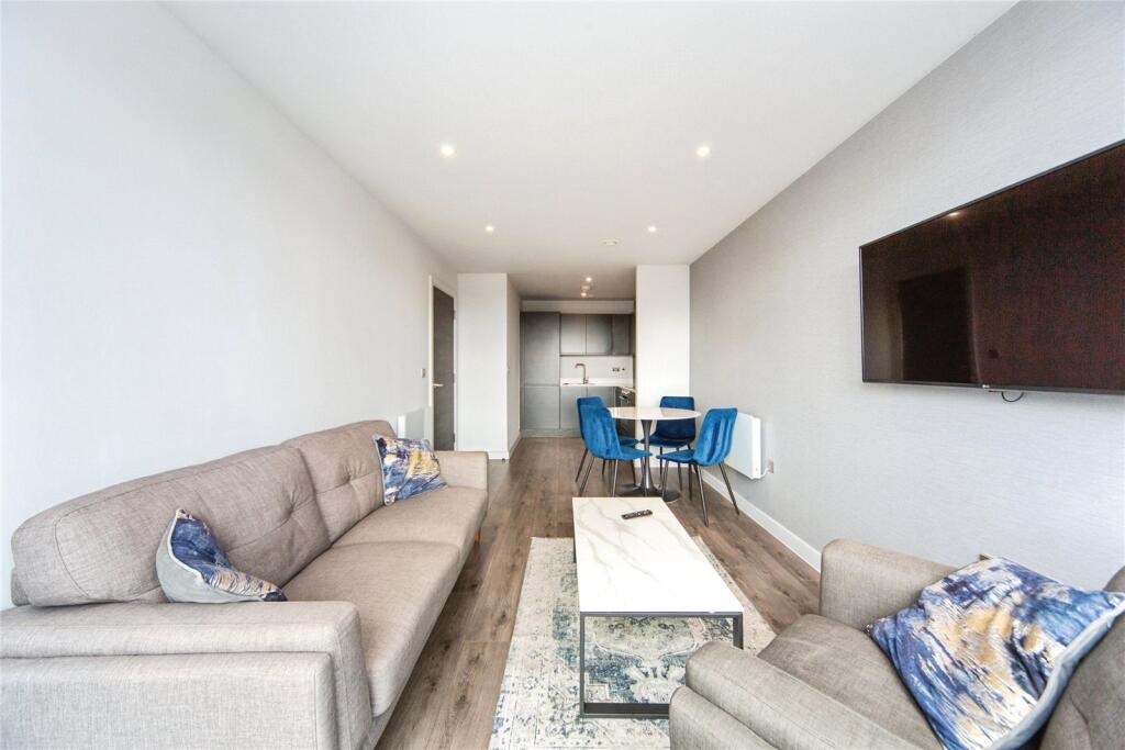 Apartment in Liverpool - More