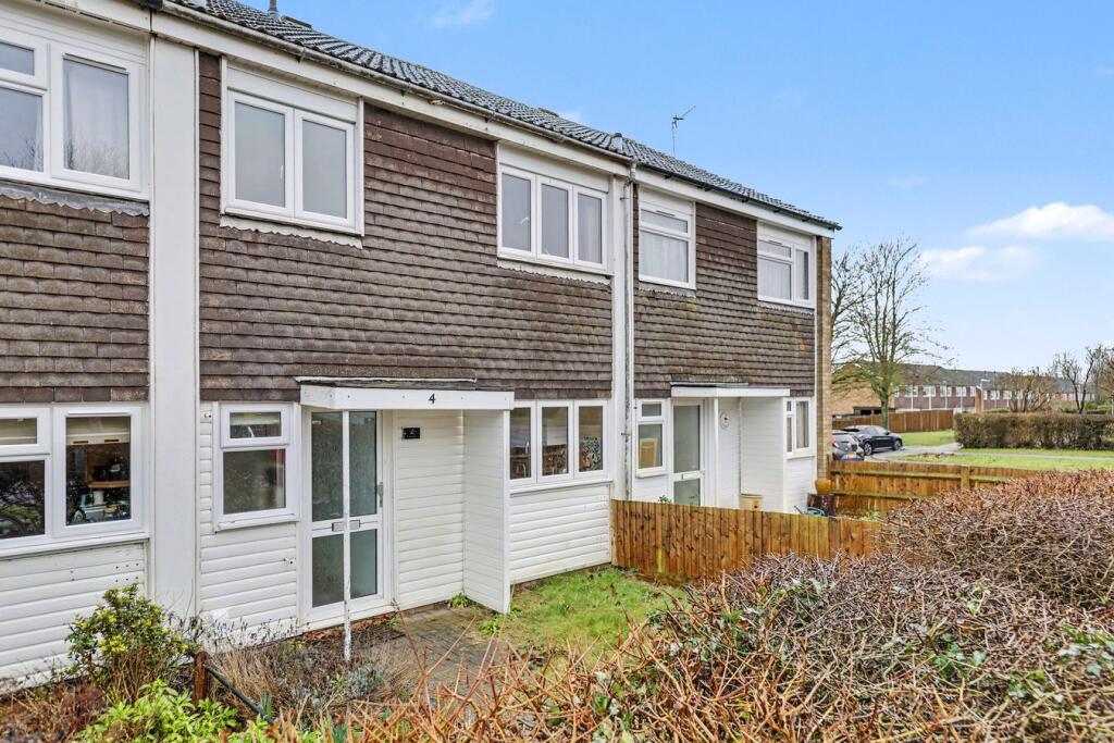 Main image of property: Maddles, Letchworth Garden City, SG6