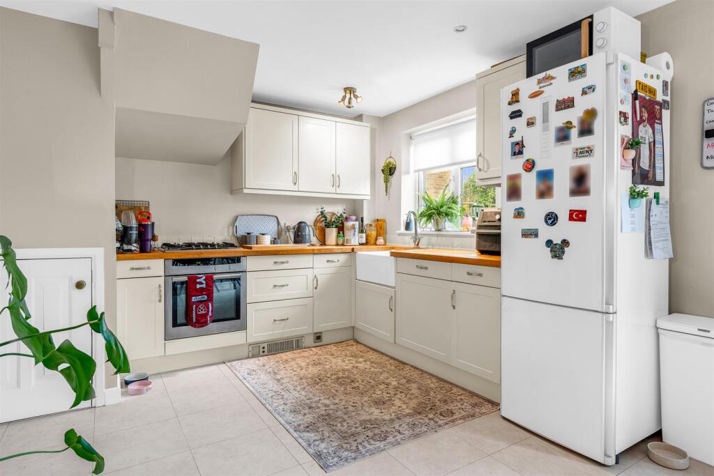 Additional image 5 of Harwood Close, Tewin